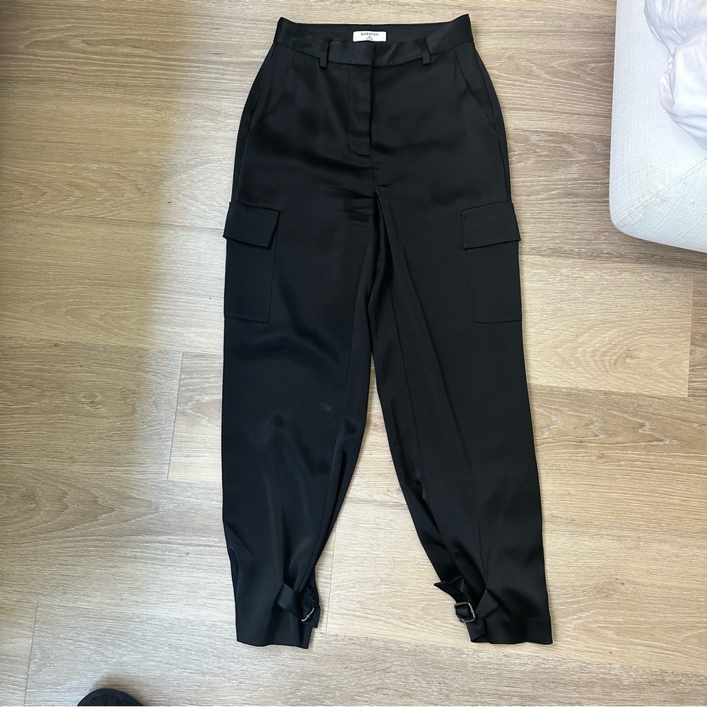 Aritzia Babaton Silky Refined Cargo Pants - Picture 2 of 5
